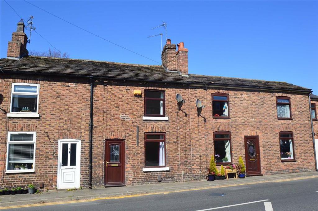 Chelford Road, Macclesfield 2 bed house £119,950