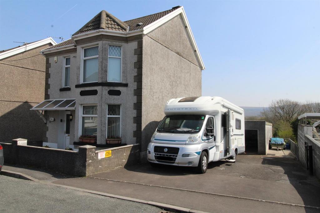 Penygarn Road, Tycroes, Ammanford 2 bed detached house £245,000