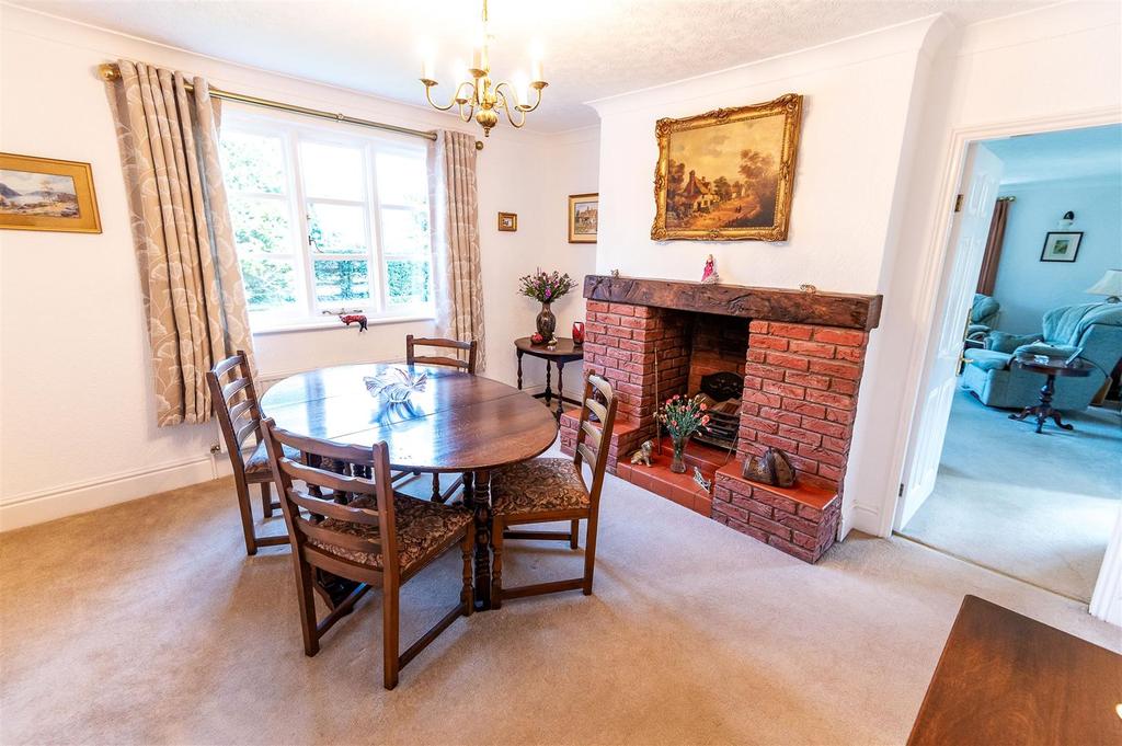 Dining Room.jpeg