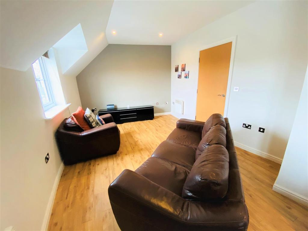 Juniper3.jpg