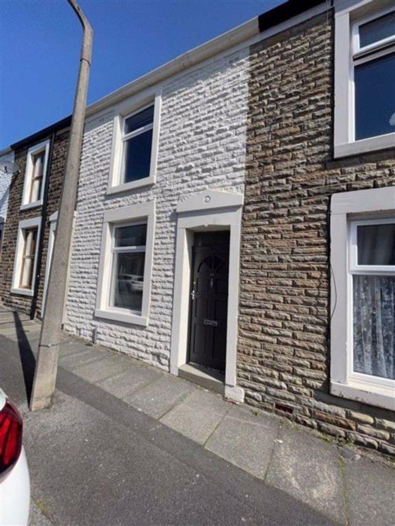 Gladstone Street, Great Harwood 2 bed terraced house £525 pcm (£121 pw)