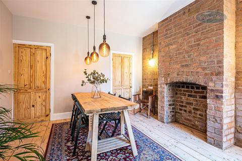 39 Mona Road, Sheffield, S10 1NG