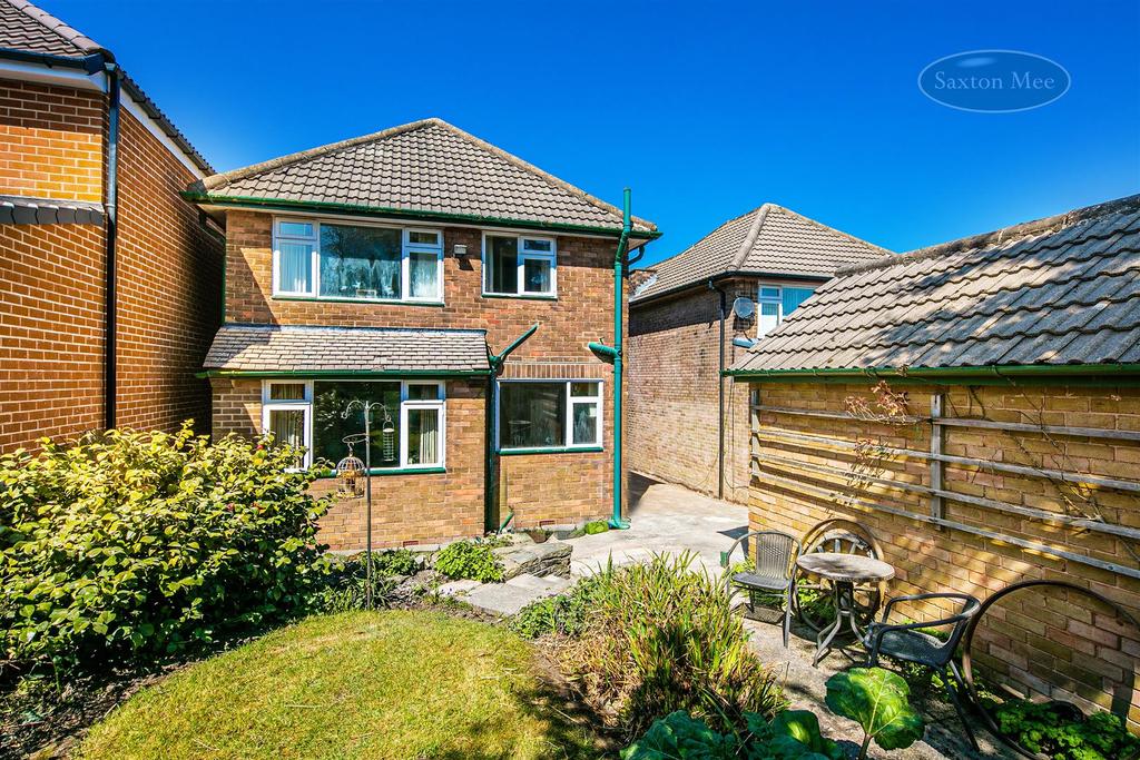 Oldfield Road, Stannington, S6 6EA 3 bed detached house £310,000