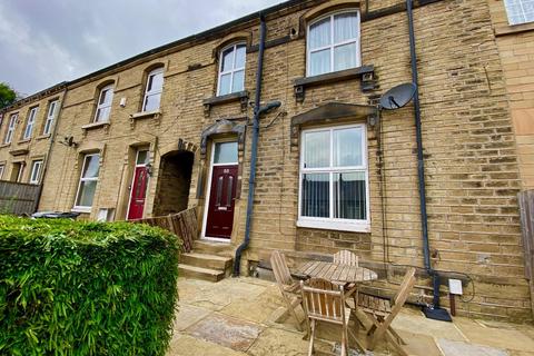 2 bedroom terraced house to rent, Luck Lane, Marsh, Huddersfield