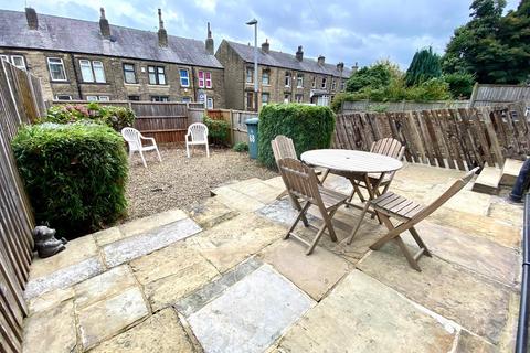 2 bedroom terraced house to rent, Luck Lane, Marsh, Huddersfield