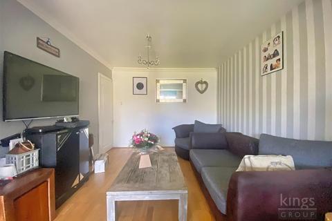 59 Melbourne Way, Enfield, EN1 1XG