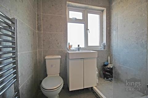 59 Melbourne Way, Enfield, EN1 1XG