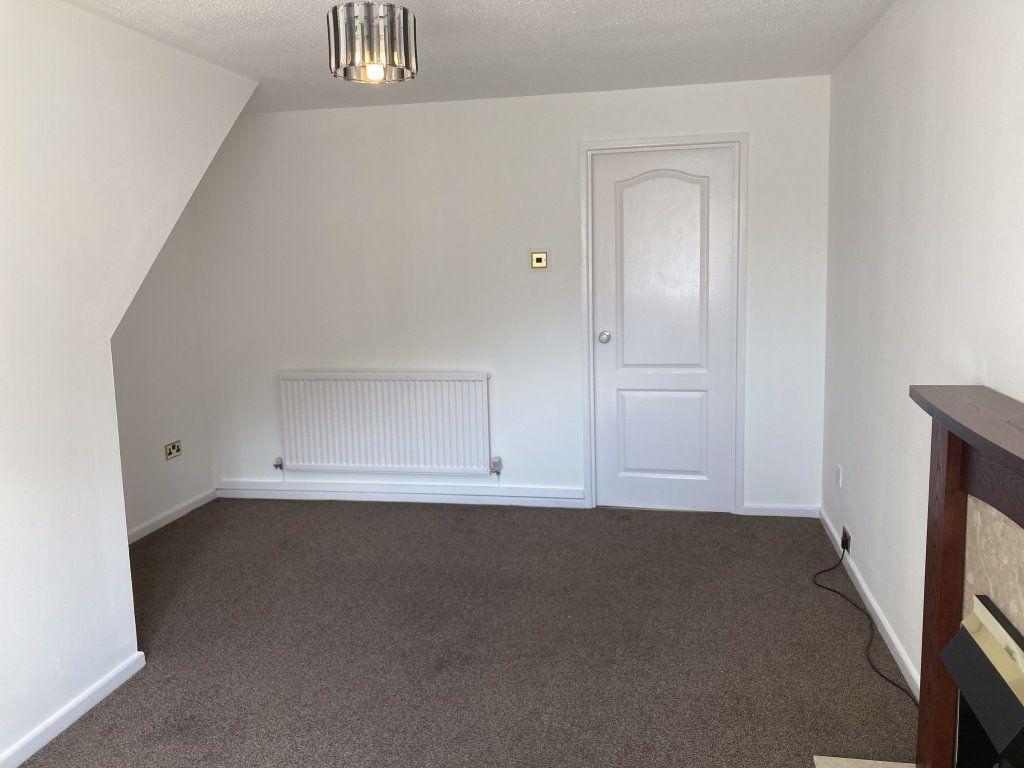 Harvey Crescent, Aberavon, Port Talbot SA12 6DG 2 bed house £550 pcm