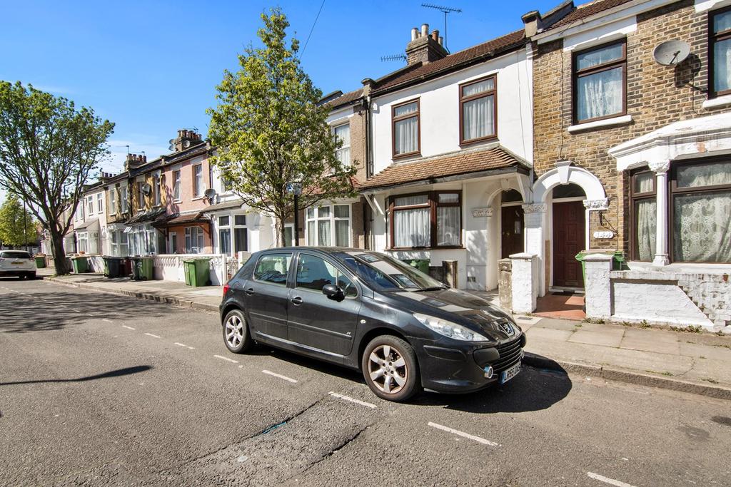 Hollybush Street, Plaistow, London, E13 2 bed terraced house £375,000