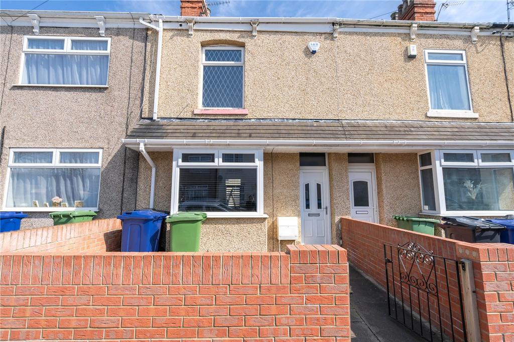 Thomas Street, Grimsby, DN32 3 bed terraced house £75,000