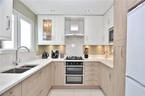 31 Conway Drive, Ashford, TW15 1RG