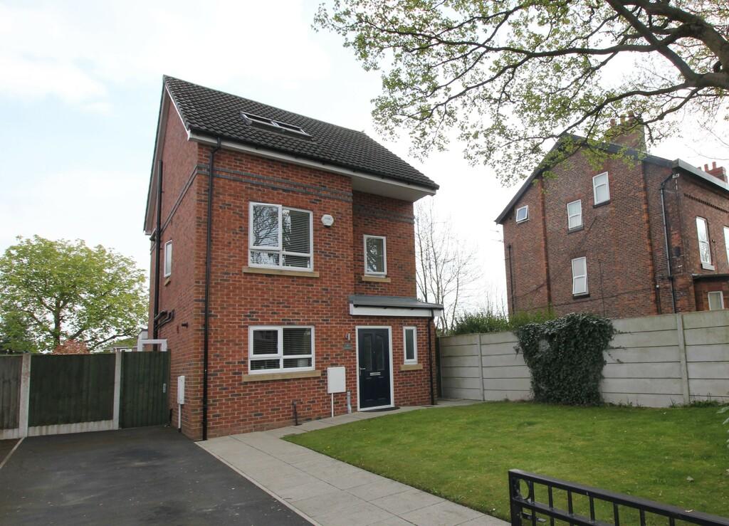 Calderbank Avenue Davyhulme 4 bed detached house £424,950