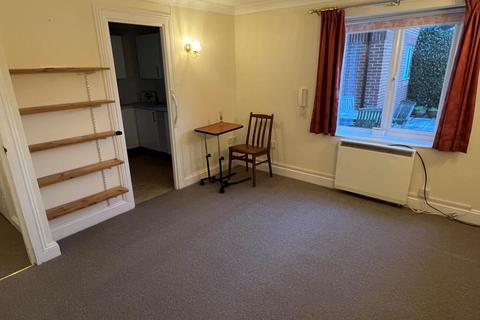 1 bedroom apartment for sale - Kingsmead Court, Redcotts Lane, Wimborne, Dorset, BH21 1JX