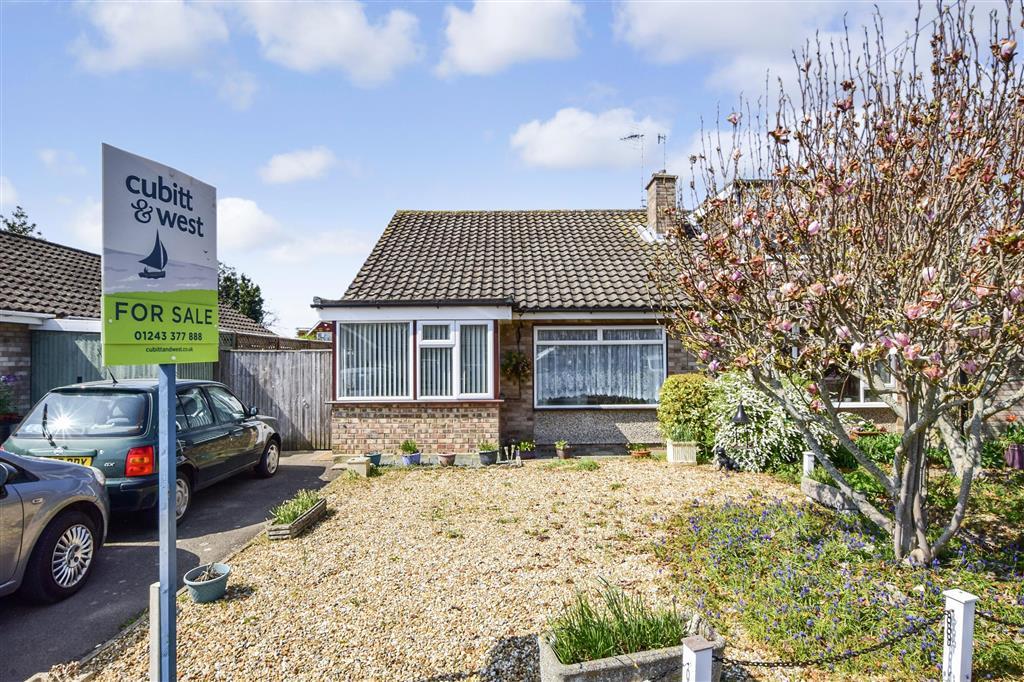 Barnfield Close, Southbourne, Hampshire 2 bed semidetached bungalow