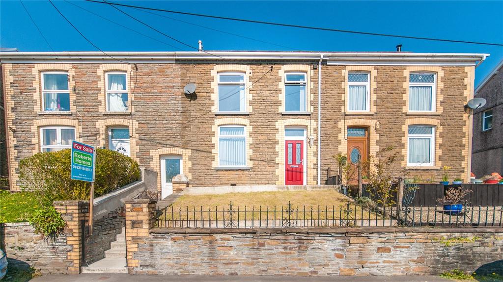 Penywern Road, Ystalyfera, Swansea, West SA9 2 bed terraced
