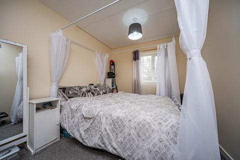 29 Borkum Close, Andover, SP10 4LE