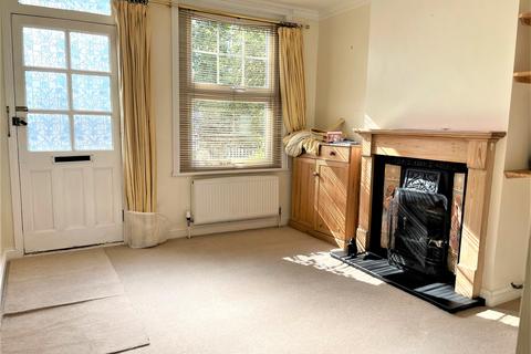 97 Poplar Road, Leatherhead, KT22 8SB
