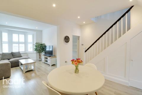 13 Raglan Road, Bromley, BR2 9NN