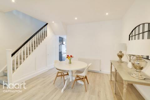 13 Raglan Road, Bromley, BR2 9NN