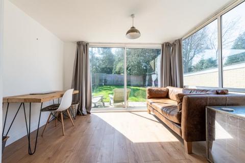 3 bedroom bungalow to rent, Green Lane, Woodstock, OX20 1JZ