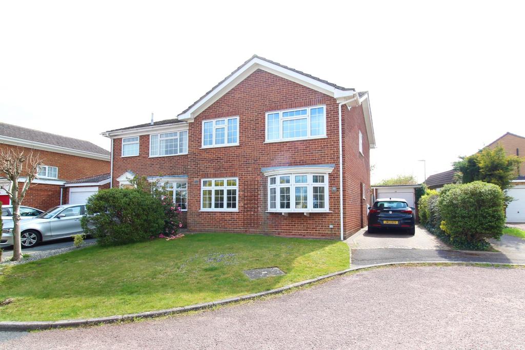 Summerfields,Locks Heath 4 bed semidetached house £410,000