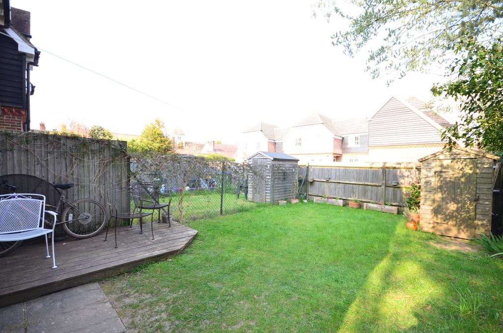 Cambria Close Partridge Green Horsham... 2 bed end of terrace house £