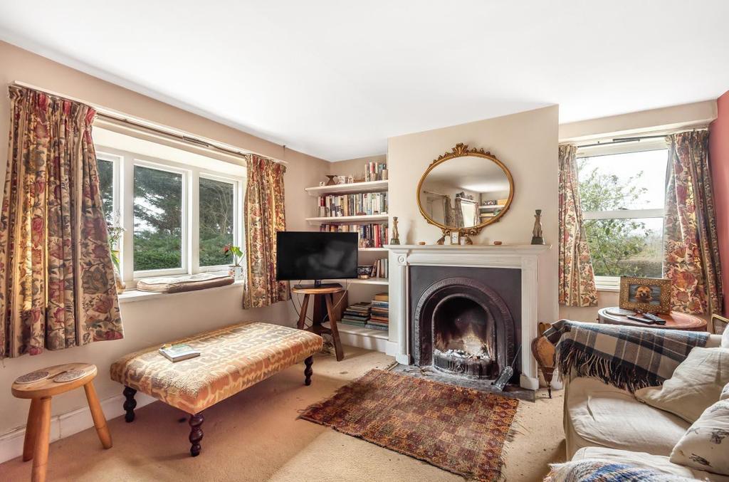 Batts Lane, Pulborough, West Sussex, RH20 3 bed detached house £700,000
