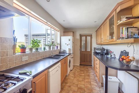 17 Sunnydown Road, Winchester, SO22 4LD