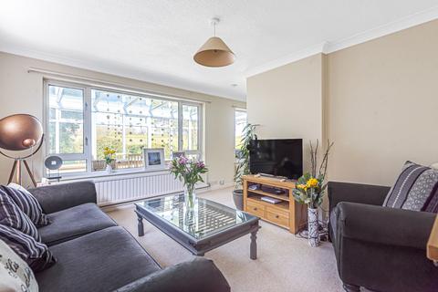 17 Sunnydown Road, Winchester, SO22 4LD