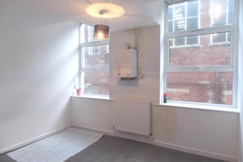 1 bedroom flat to rent, Russell Street, Keighley, BD21