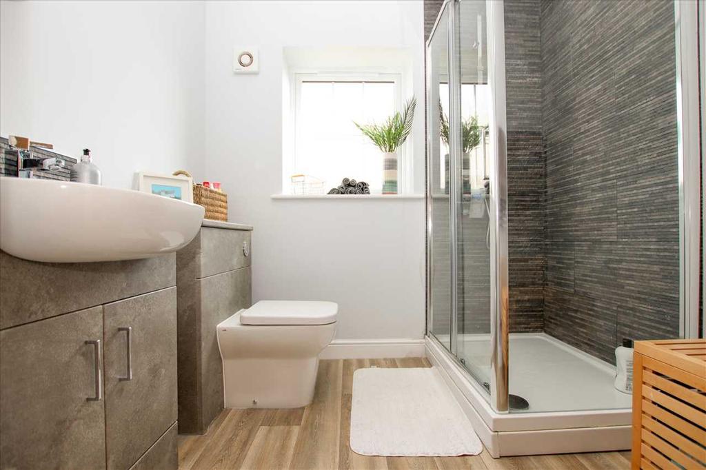 Ensuite Shower Room