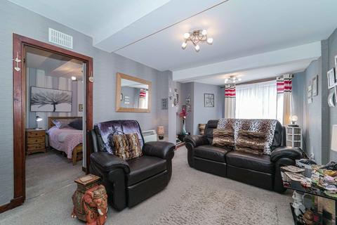 Flat A, 5 East High Street, Crieff, PH7 3AF