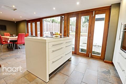 10 The Field, Shipley, Heanor, DE75 7JH