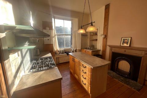 1 bedroom flat to rent - Royston Terrace, Trinity, Edinburgh, EH3