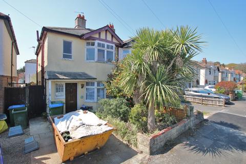 17 Chamberlain Road, Highfield, Southampton, SO17 1PQ