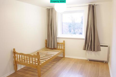 2 bedroom apartment to rent - Gurney Close, Barking, IG11 8LB