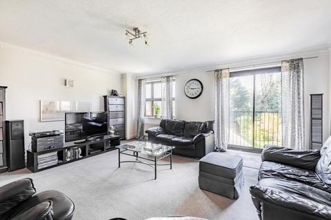33 Albemarle Park, Beckenham, BR3 5XG