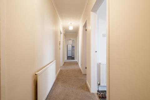 Flat 1/2, 220 Cairnhill Circus, Glasgow, G52 3NW