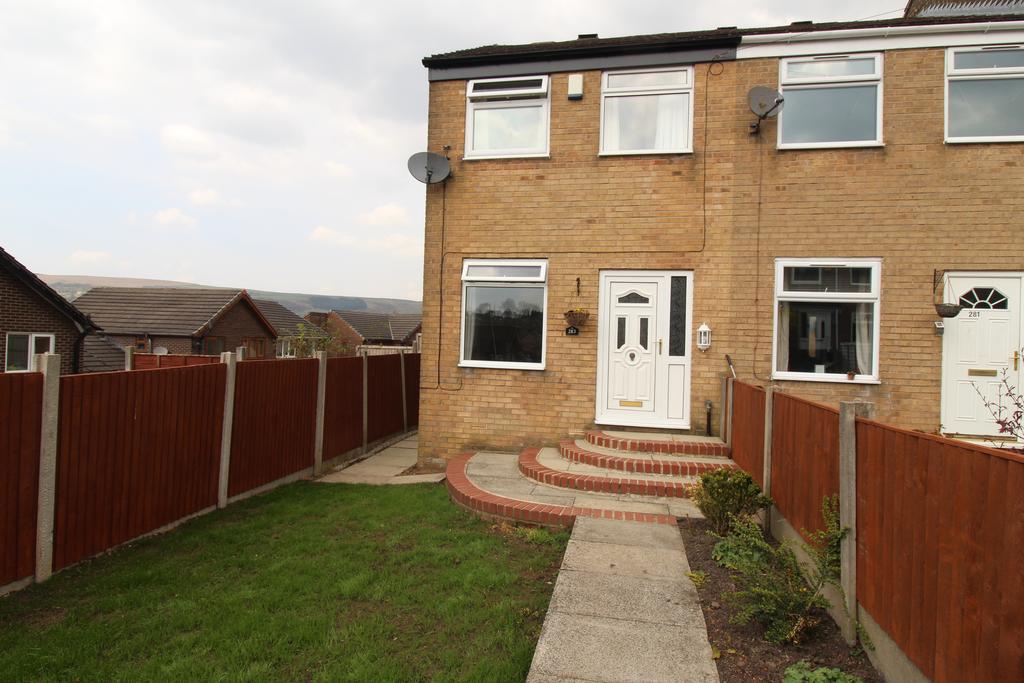 Hadfield SK13 2 bed end of terrace house £695 pcm (£160 pw)