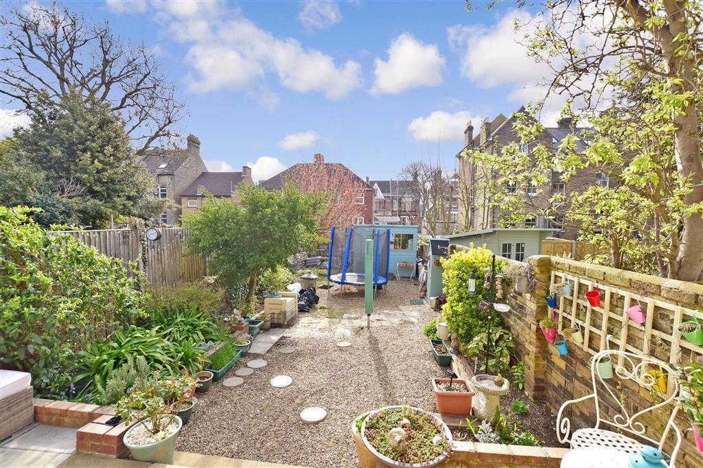 Picton Road, Ramsgate, Kent 4 bed end of terrace house £375,000