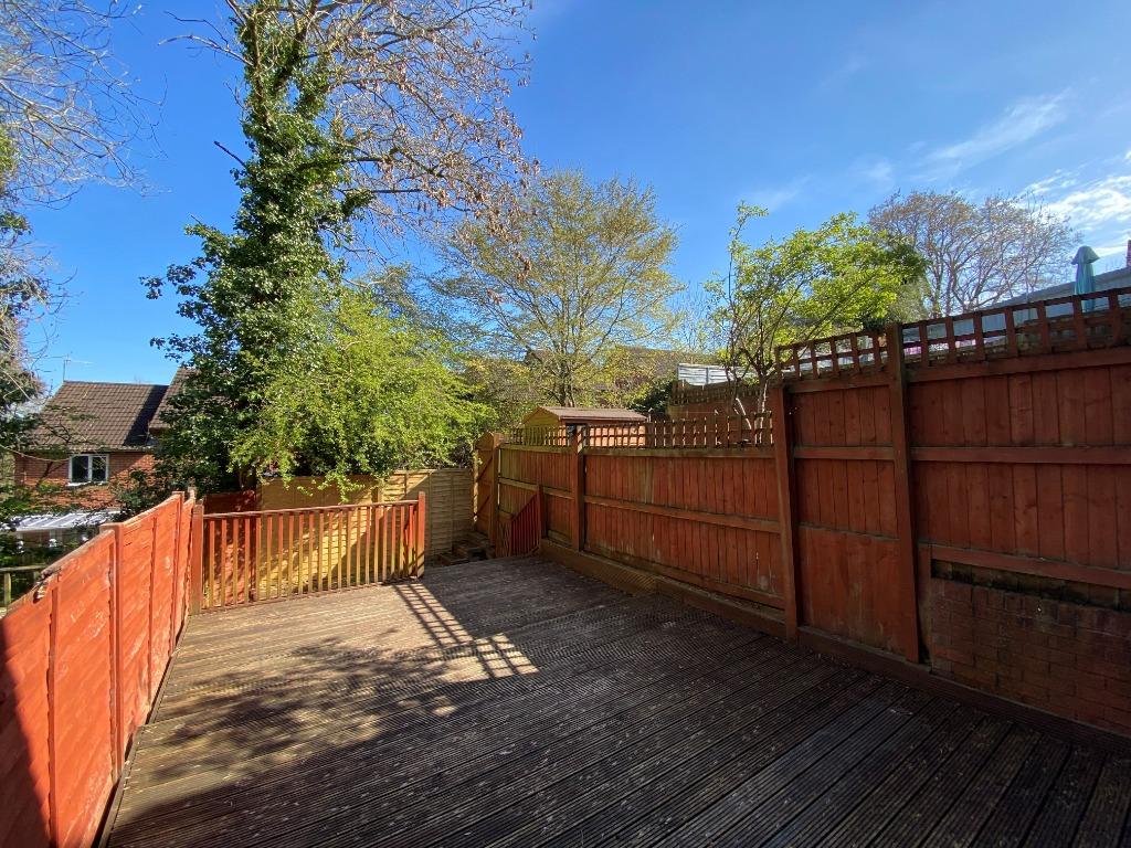 Foxglove Rise, Exwick, Exeter, EX4 2 bed terraced house £925 pcm (£