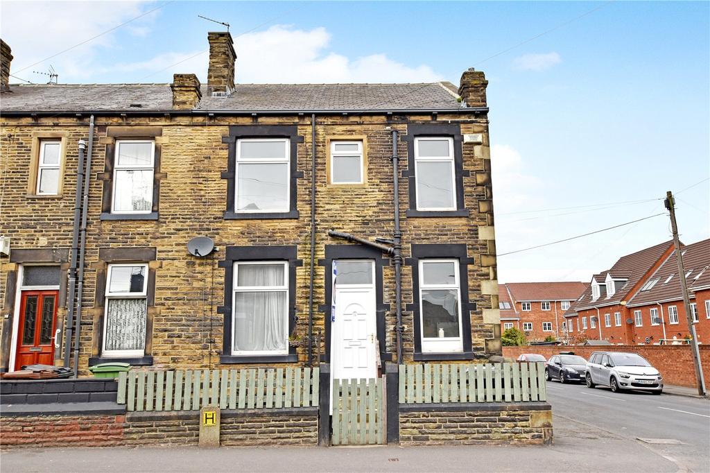 Fountain Street, Morley, Leeds 2 bed terraced house £120,000