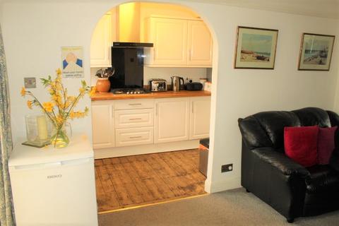41 Daneswood Avenue, London, SE6 2RG
