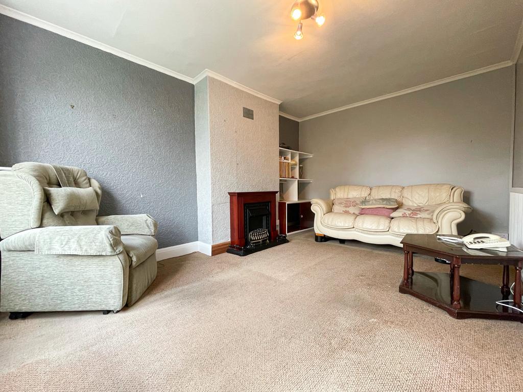 Penn Grove Road, Aylestone Hill, Hereford 4 bed semidetached house £