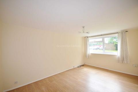 1 bedroom apartment to rent, Laurel Court Selhurst Road