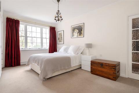 Flat C, 9 Compton Road, London, N1 2PA