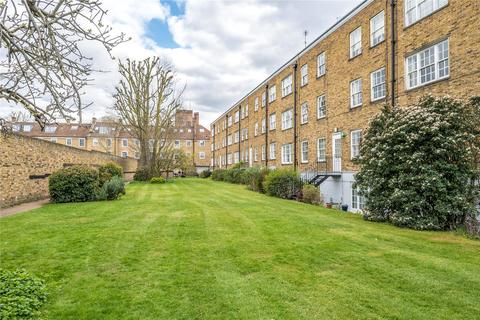 Flat C, 9 Compton Road, London, N1 2PA