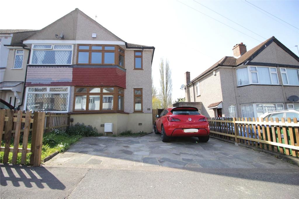 Murchison Avenue, Bexley 2 bed end of terrace house £1,300 pcm (£300 pw)