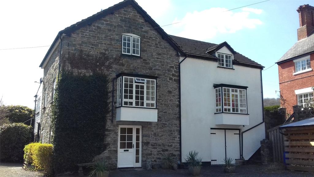Felindre, Berriew, Welshpool, Powys... 4 bed detached house £350,000