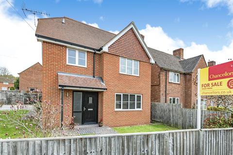 34a Beechcroft, Hampstead Norreys, Thatcham, RG18 0TG
